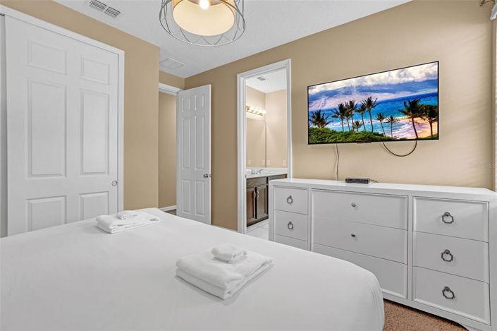 Image No.47-9 Bed Property for sale