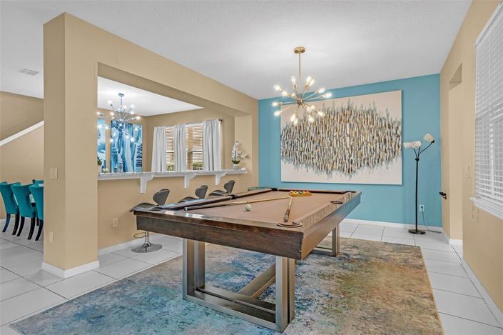 Image No.9-9 Bed Property for sale