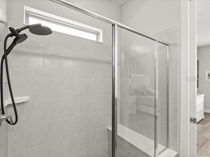 Image No.27-5 Bed Property for sale