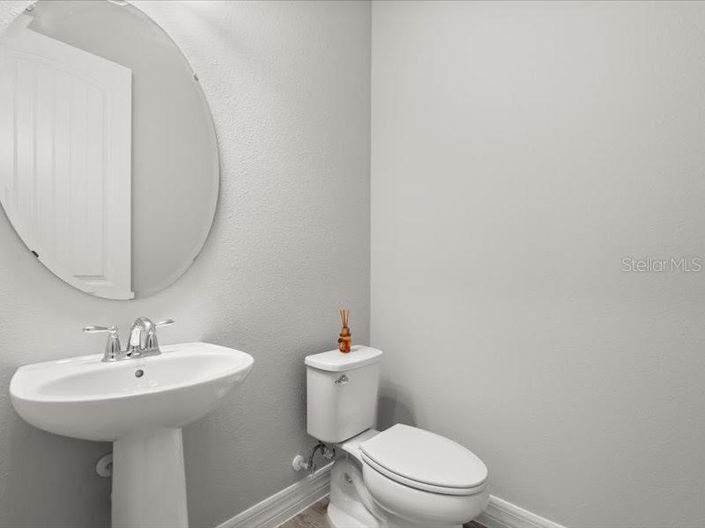 Image No.6-5 Bed Property for sale