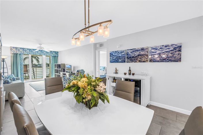 Image No.15-2 Bed Property for sale