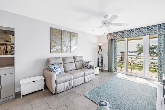 Image No.19-2 Bed Property for sale