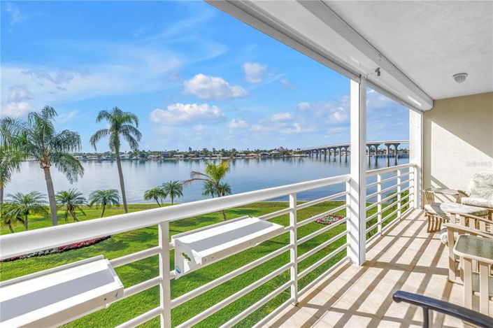 Image No.21-2 Bed Property for sale