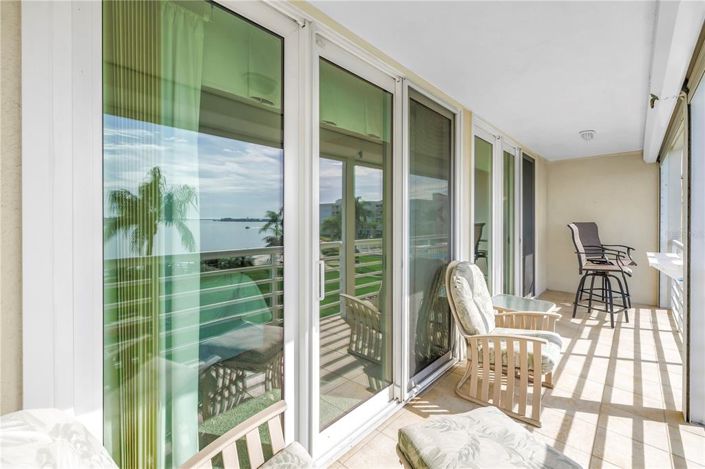 Image No.23-2 Bed Property for sale