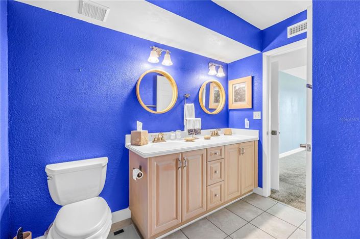 Image No.28-2 Bed Property for sale