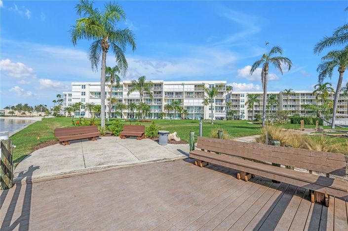 Image No.39-2 Bed Property for sale