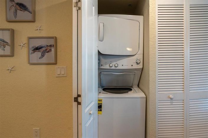 Image No.22-2 Bed Property for sale