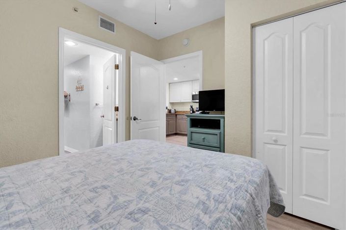 Image No.23-2 Bed Property for sale