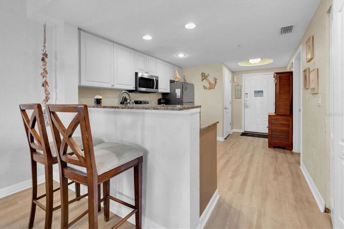 Image No.6-2 Bed Property for sale