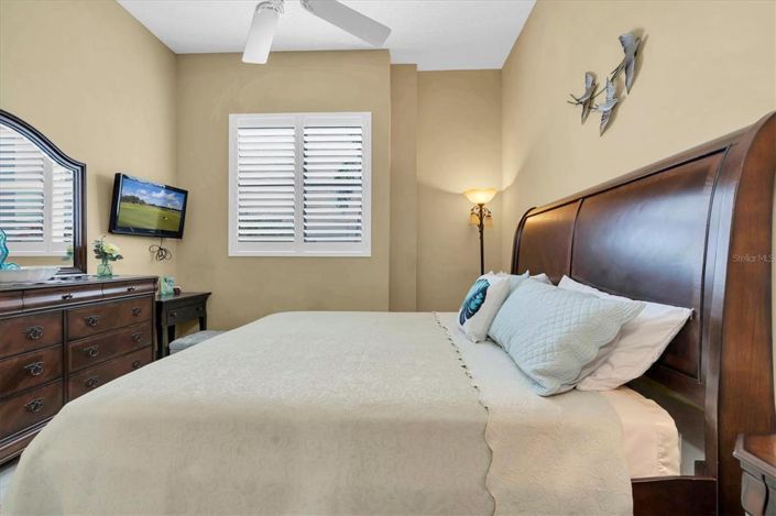 Image No.23-2 Bed Property for sale