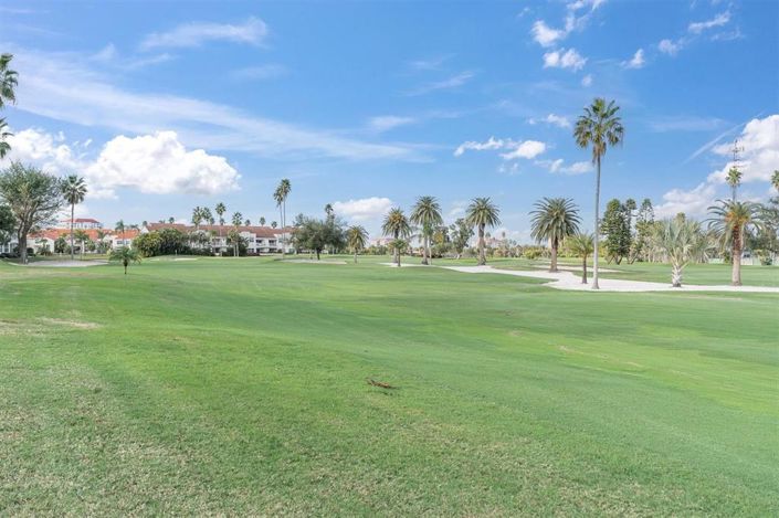 Image No.38-2 Bed Property for sale