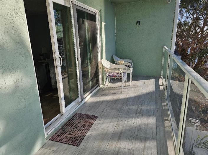 Image No.29-8 Bed Property for sale