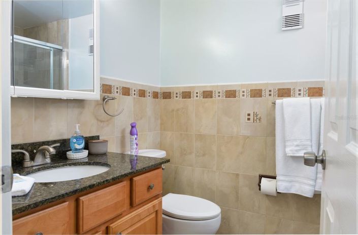 Image No.37-8 Bed Property for sale