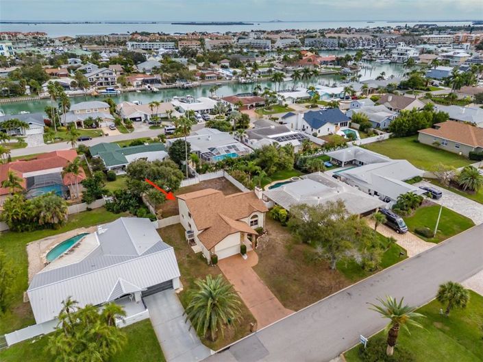 Image No.40-4 Bed Property for sale