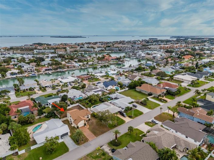 Image No.42-4 Bed Property for sale