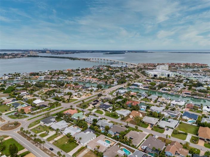 Image No.53-4 Bed Property for sale