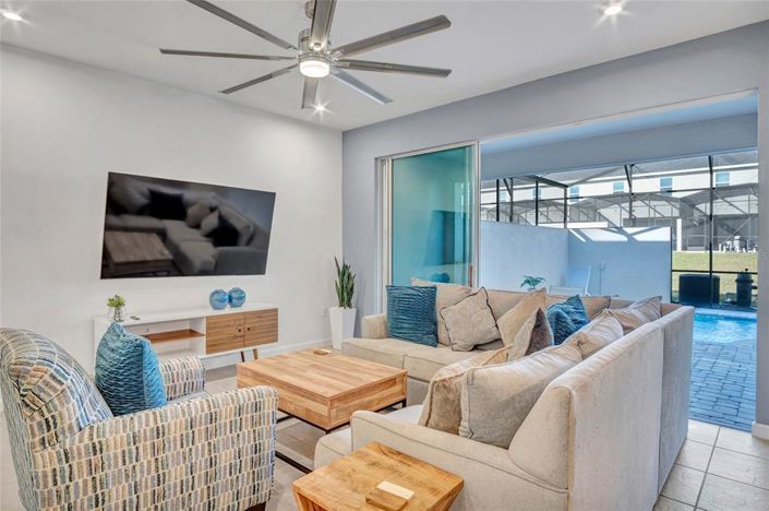 Image No.16-5 Bed Townhouse for sale