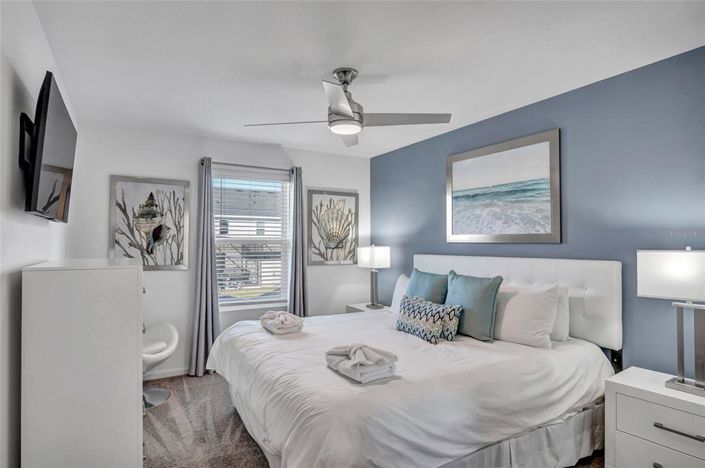 Image No.18-5 Bed Townhouse for sale