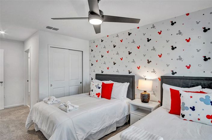 Image No.19-5 Bed Townhouse for sale