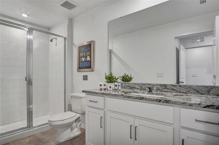 Image No.22-5 Bed Townhouse for sale