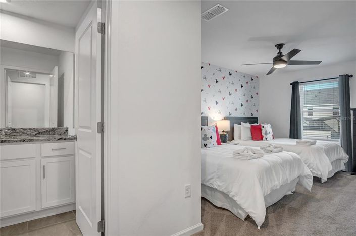 Image No.23-5 Bed Townhouse for sale