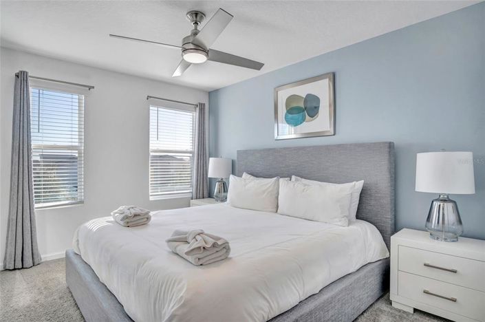 Image No.26-5 Bed Townhouse for sale