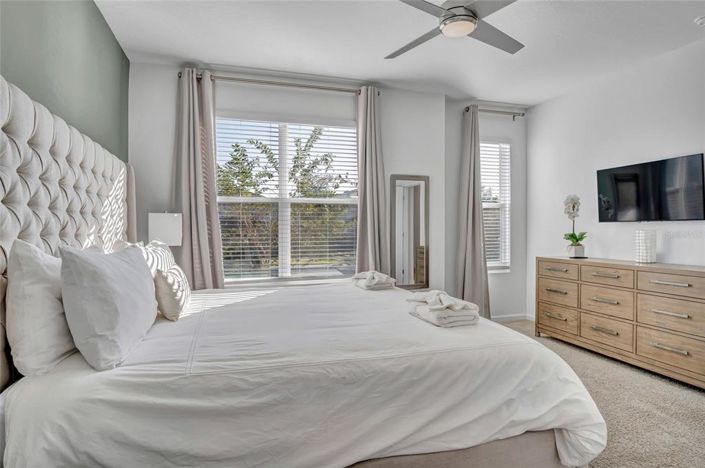 Image No.37-5 Bed Townhouse for sale