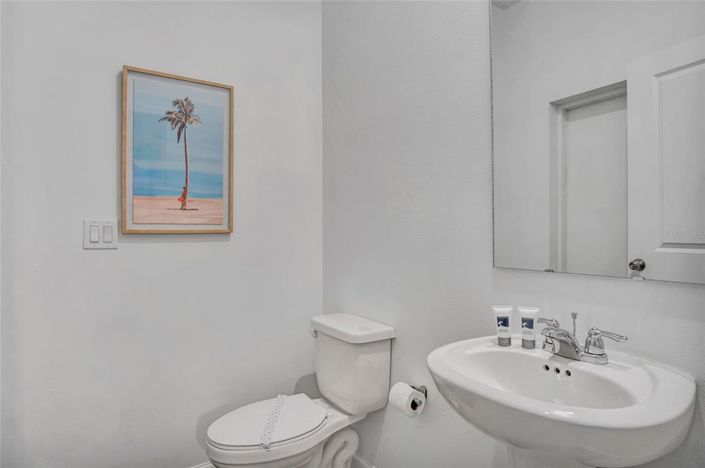 Image No.40-5 Bed Townhouse for sale