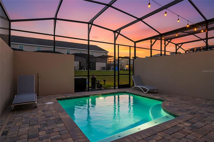 Image No.44-5 Bed Townhouse for sale