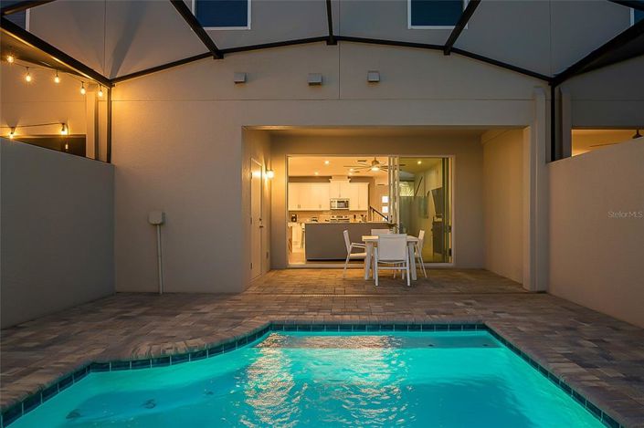 Image No.45-5 Bed Townhouse for sale