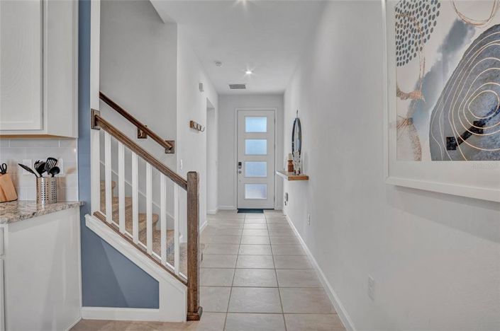 Image No.6-5 Bed Townhouse for sale