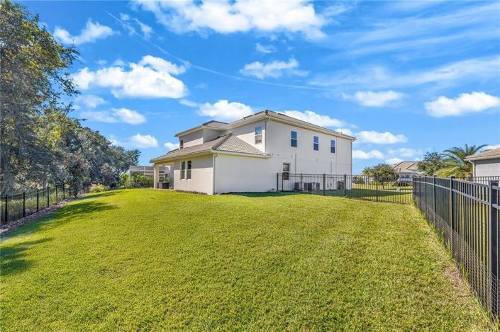 Image No.29-5 Bed Property for sale