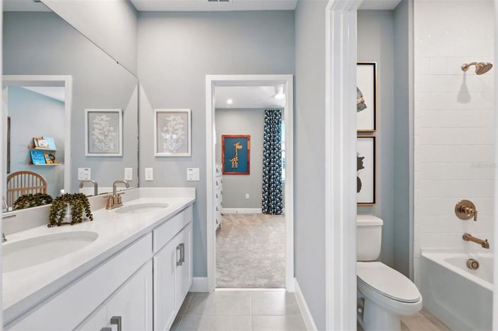 Image No.19-3 Bed Townhouse for sale