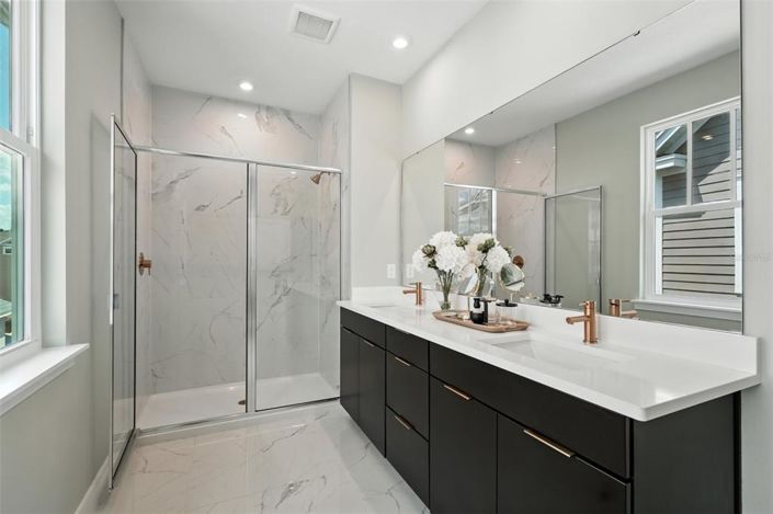 Image No.17-3 Bed Townhouse for sale