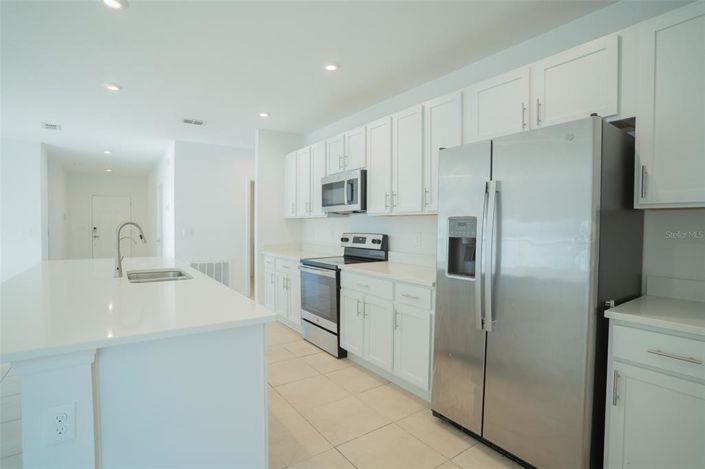 Image No.4-Propriété de 4 chambres à vendre à Kissimmee