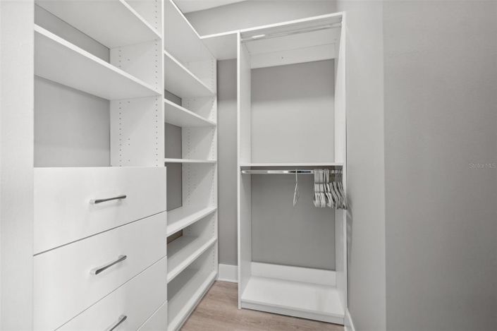 Image No.50-10 Bed Property for sale