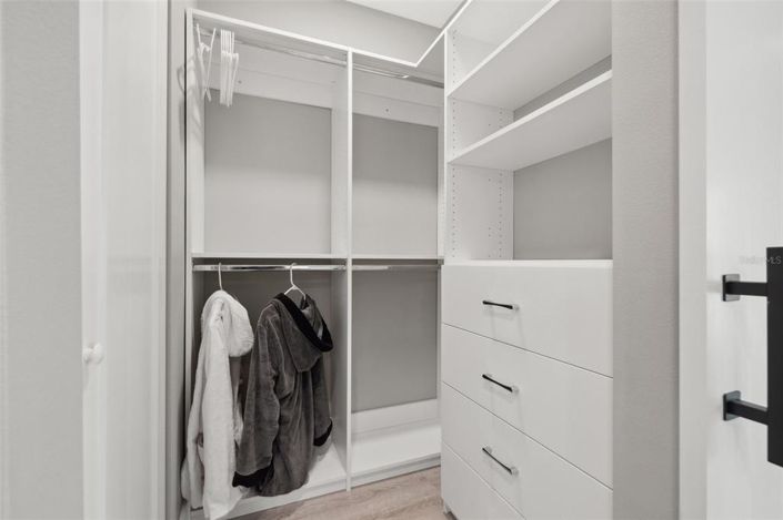 Image No.58-10 Bed Property for sale