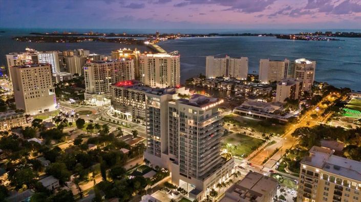 Image No.31-5 Bed Property for sale