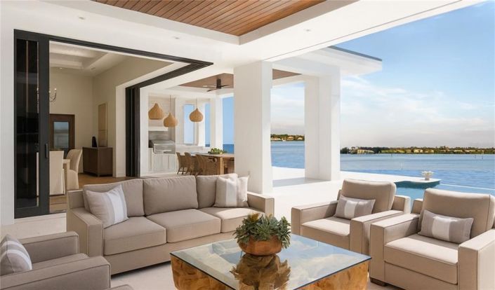 Image No.7-5 Bed Property for sale