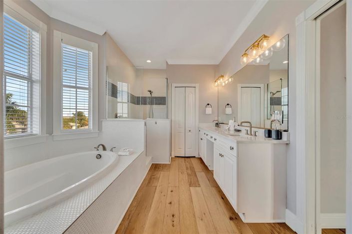 Image No.49-Propriété de 4 chambres à vendre à Holmes Beach