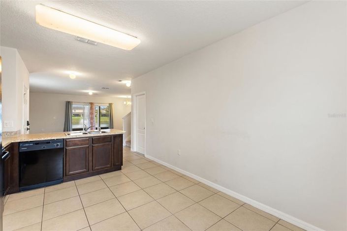 Image No.5-3 Bed Townhouse for sale