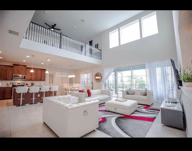 Image No.11-6 Bed Property for sale