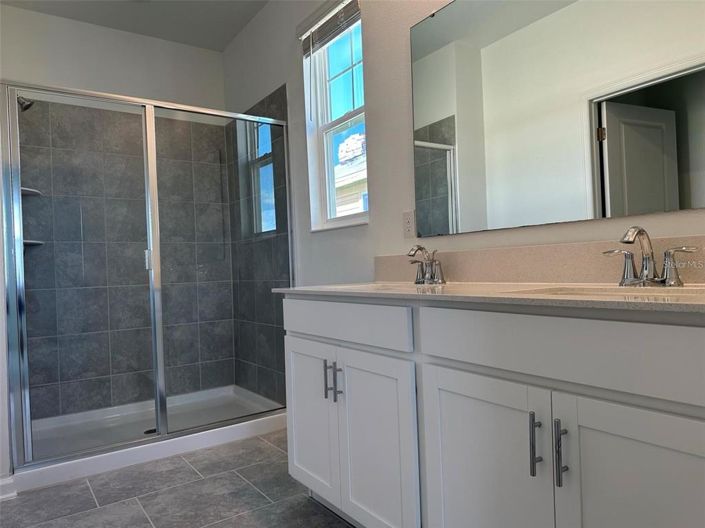 Image No.15-Propriété de 4 chambres à vendre à Clermont