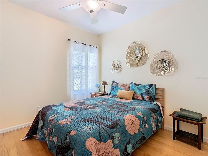 Image No.59-6 Bed Property for sale