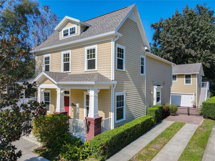 Image No.6-6 Bed Property for sale