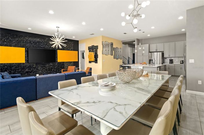 Image No.21-11 Bed Property for sale