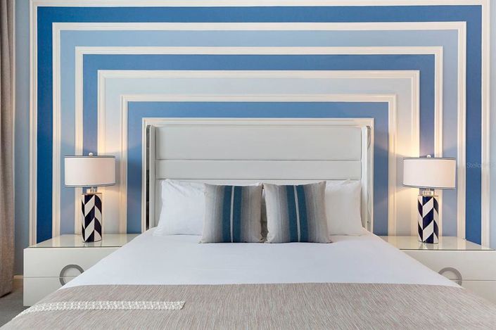 Image No.31-11 Bed Property for sale