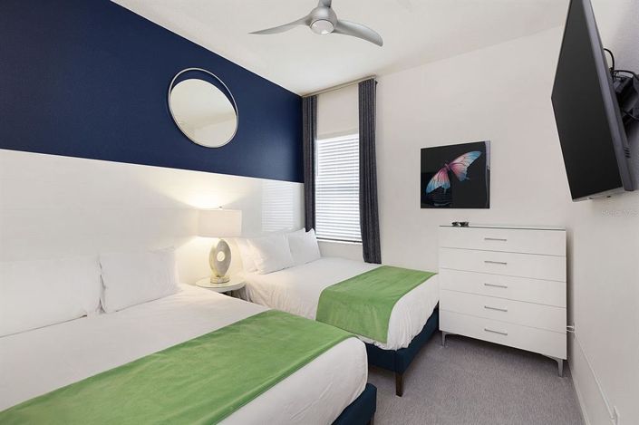 Image No.16-11 Bed Property for sale