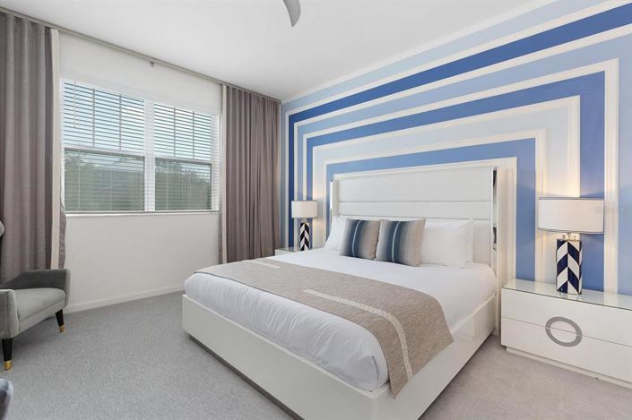 Image No.28-11 Bed Property for sale