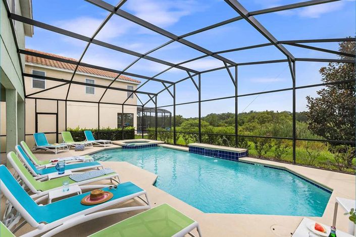 Image No.3-11 Bed Property for sale